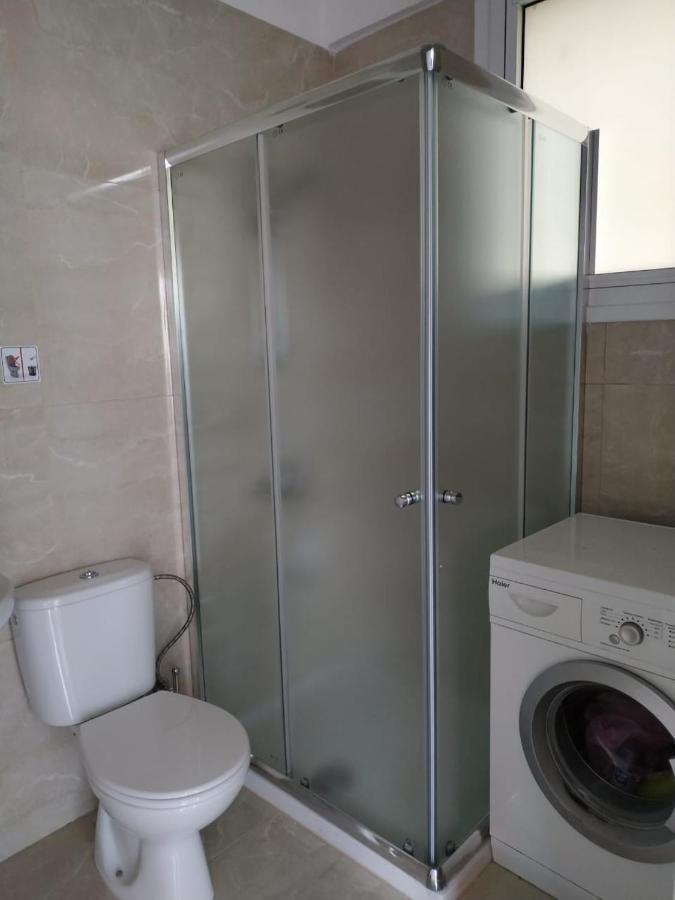 1 Bedroom Apartment ラルナカ エクステリア 写真
