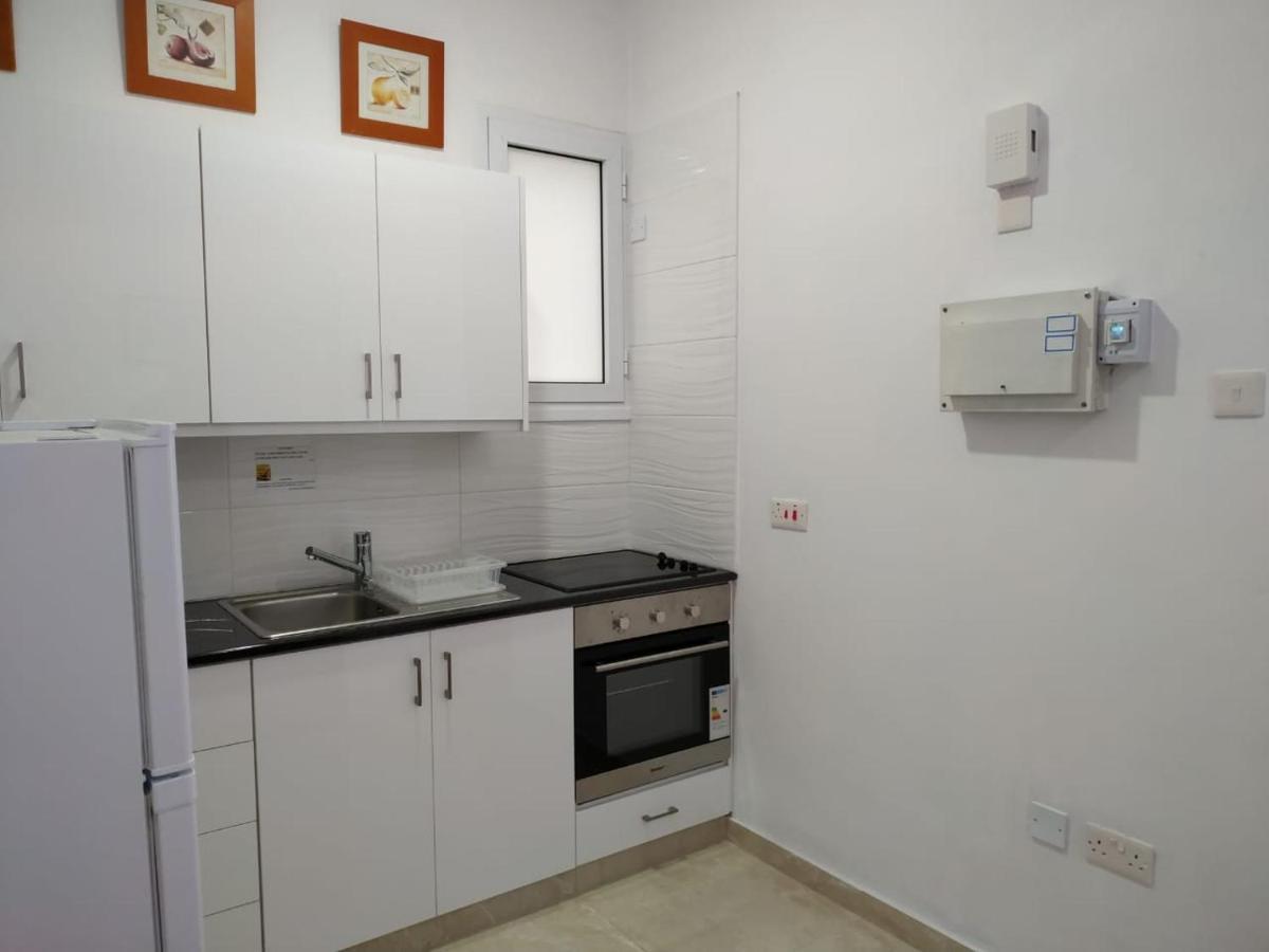 1 Bedroom Apartment ラルナカ エクステリア 写真